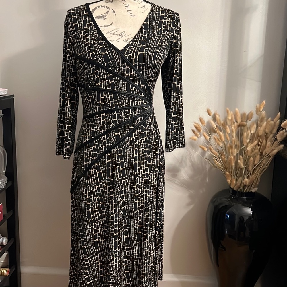 Beautiful midi dress sz 10